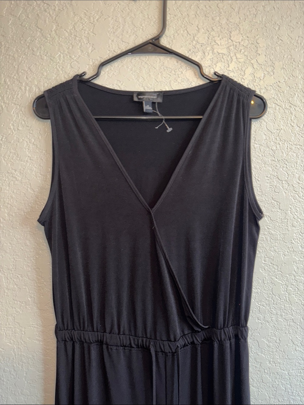 Spense Black Sleeveless V-Neck Jersey Dress